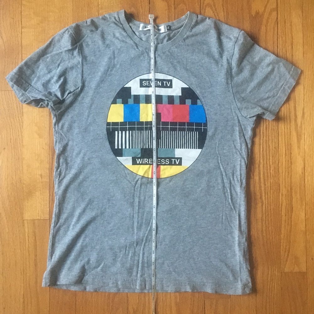 Graphic tshirt - Picture 5 of 5
